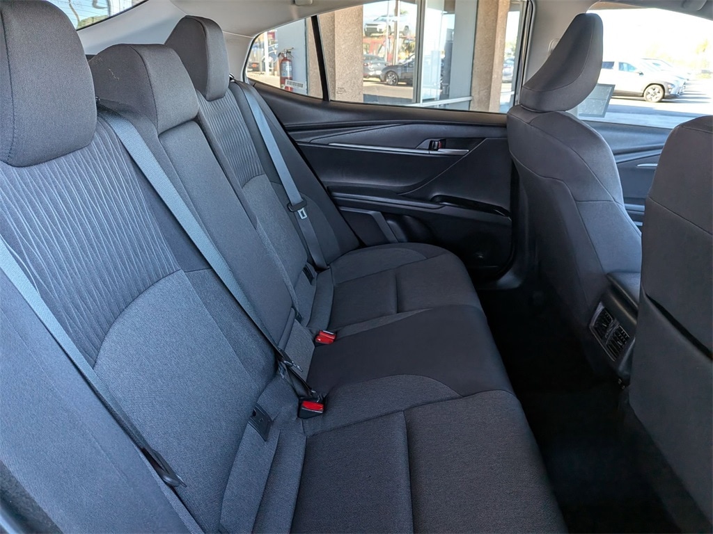 Thumbnail: 2025 Toyota Camry - 31