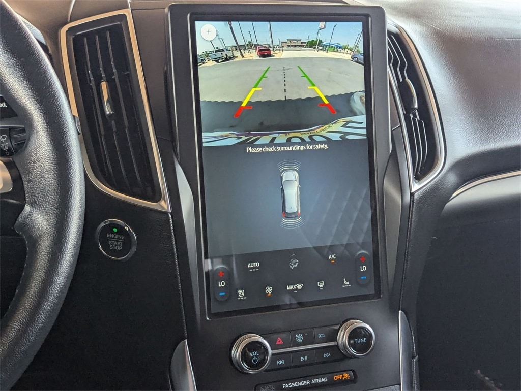 Thumbnail: 2024 Ford Edge - 17