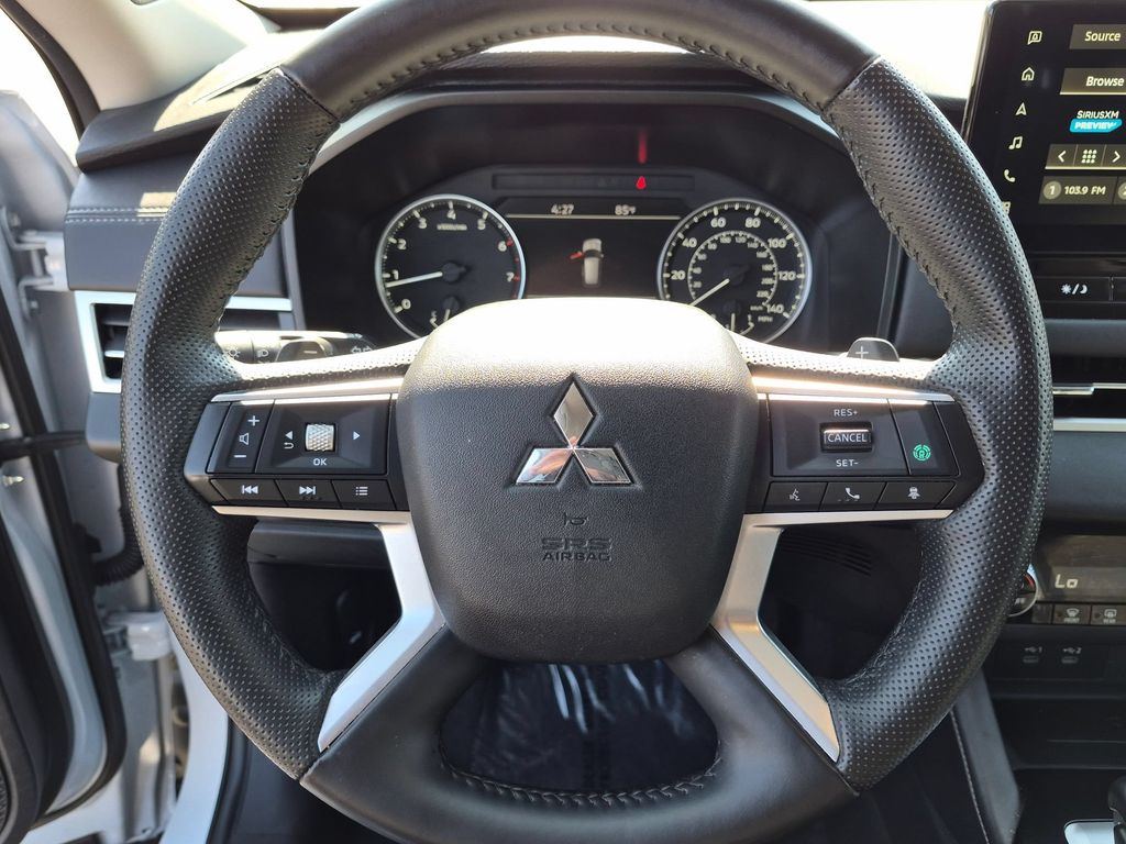 Thumbnail: 2025 Mitsubishi Outlander - 22