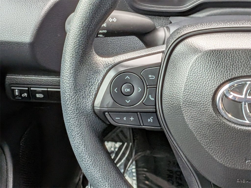 Thumbnail: 2025 Toyota Corolla - 22