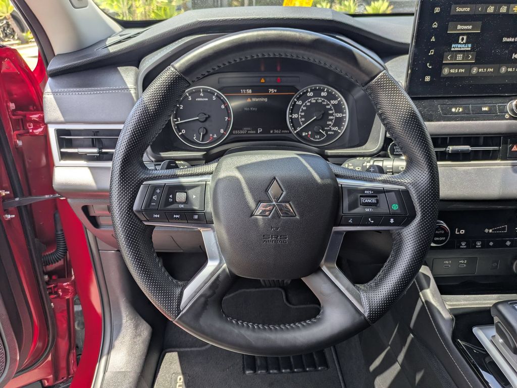 Thumbnail: 2025 Mitsubishi Outlander - 19