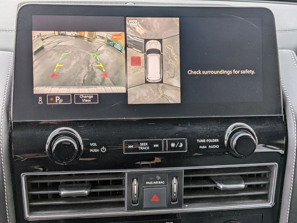 Thumbnail: 2024 INFINITI QX80 - 19