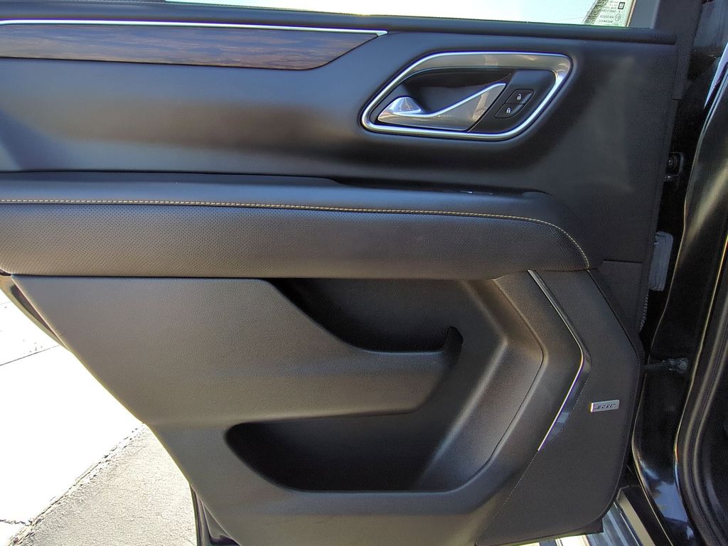 Thumbnail: 2024 Chevrolet Tahoe - 26
