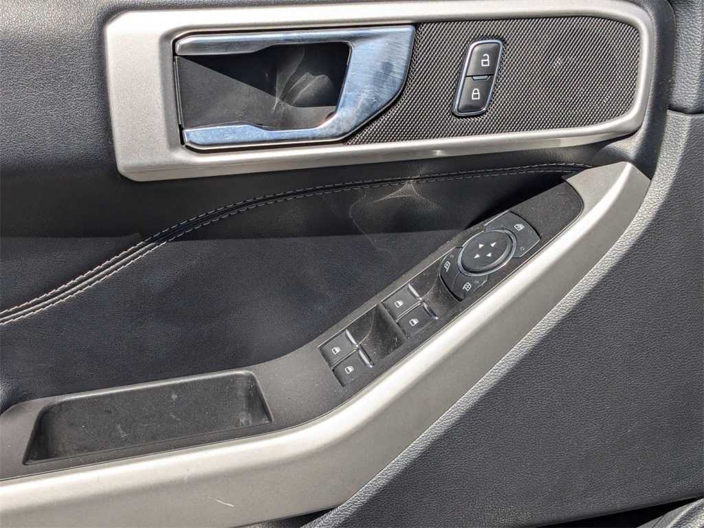 2022 Ford Explorer XLT 13