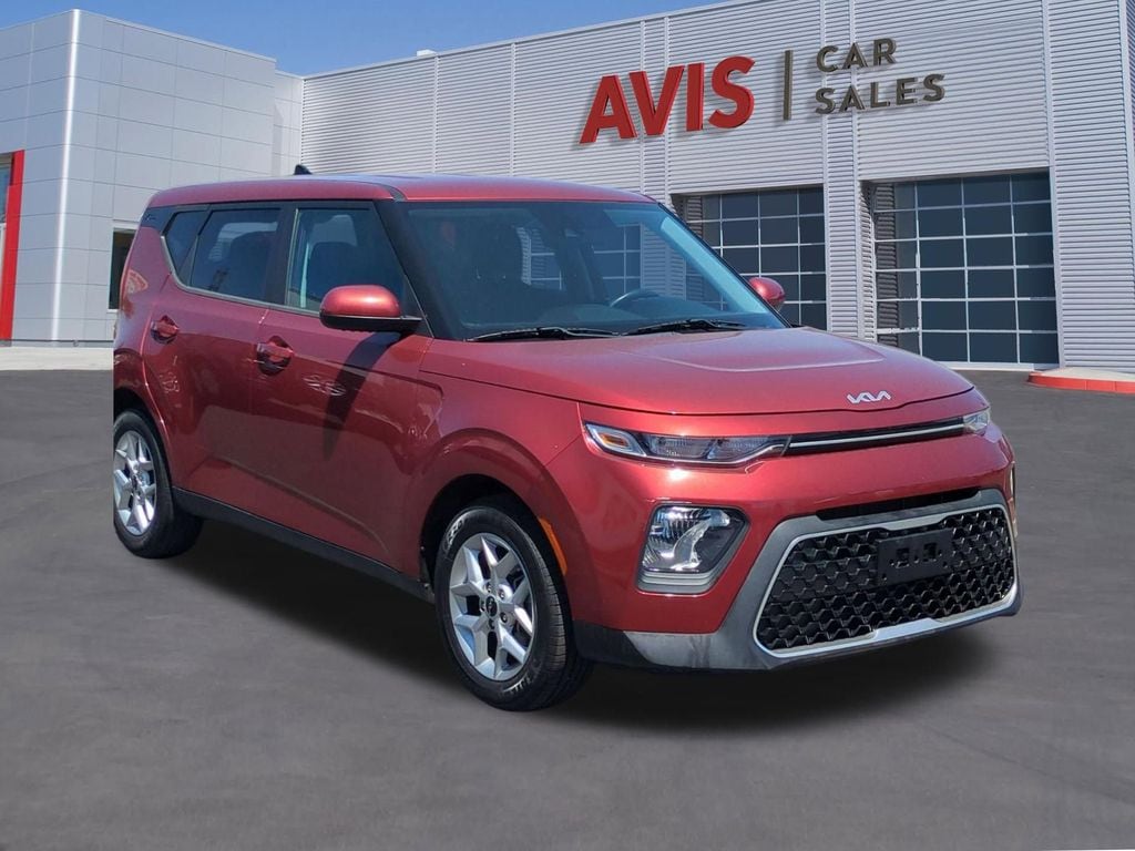 Thumbnail: 2022 Kia Soul - 3