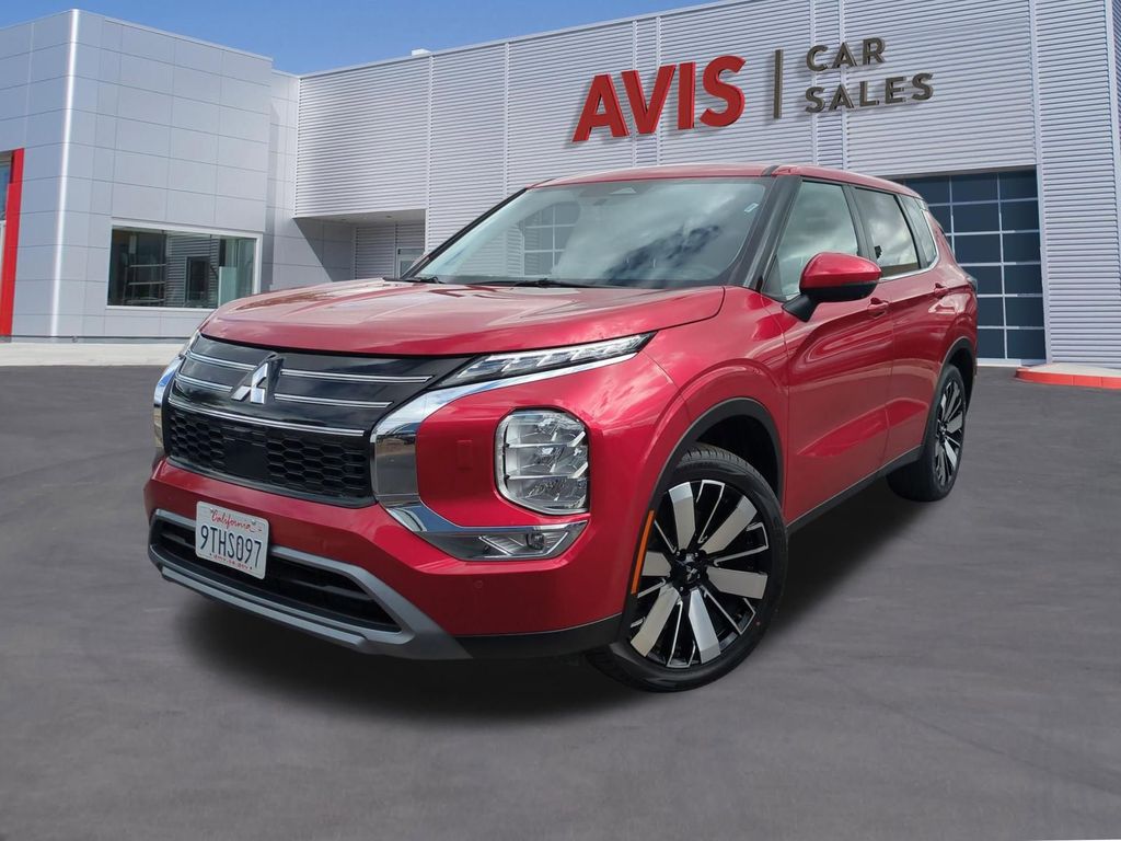 2025 Mitsubishi Outlander SE S-AWC's photo