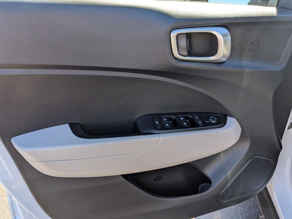 Thumbnail: 2025 Hyundai Venue - 11