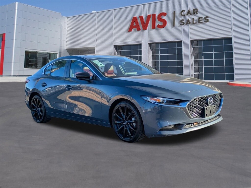 2023 Mazda Mazda3 2.5 s Carbon photo 3