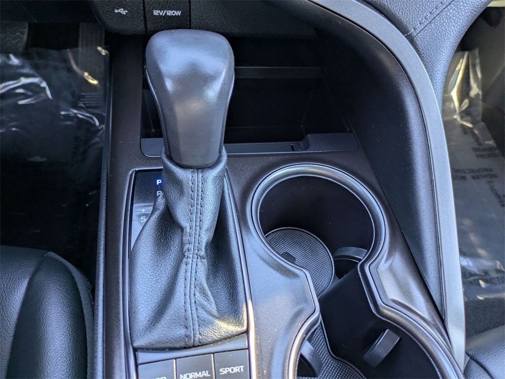 Thumbnail: 2024 Toyota Camry - 24