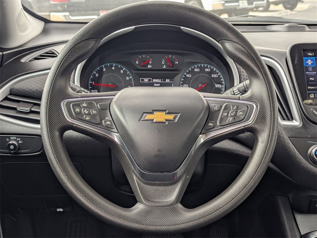 Thumbnail: 2023 Chevrolet Malibu - 22