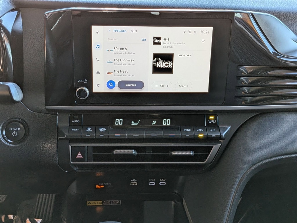 Thumbnail: 2025 Toyota Camry - 18