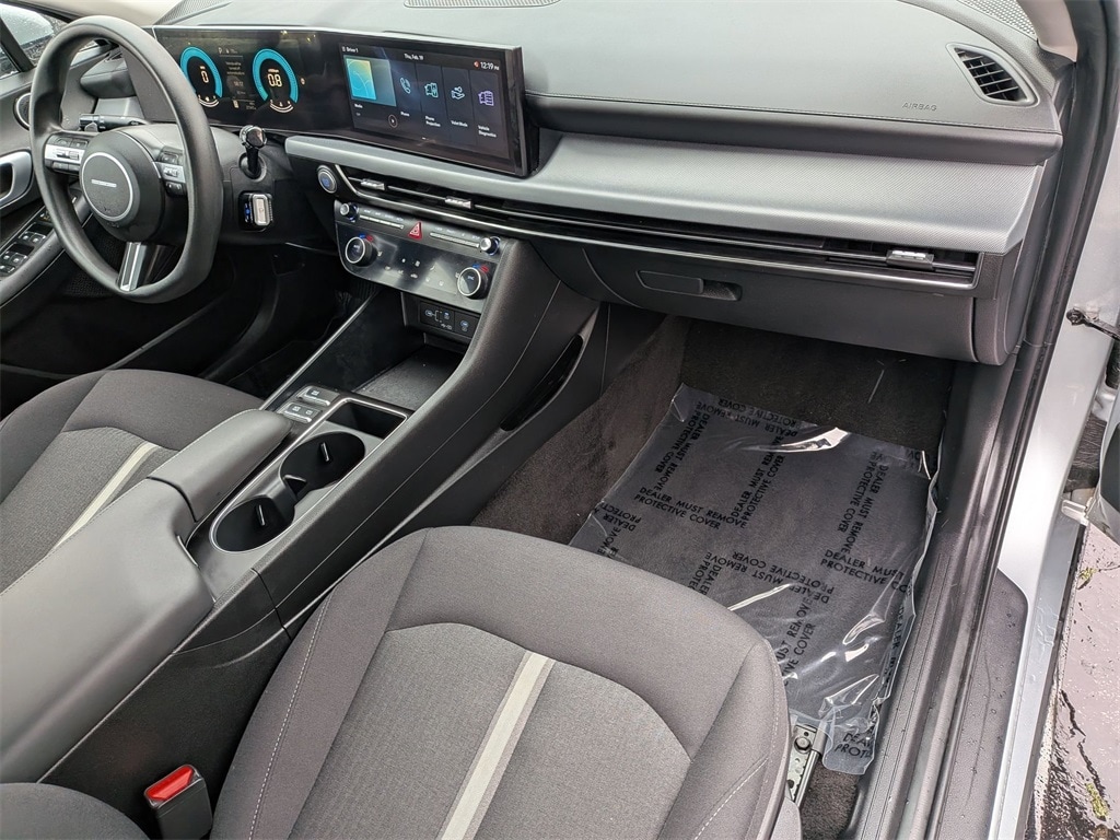 Thumbnail: 2025 Hyundai Sonata - 32