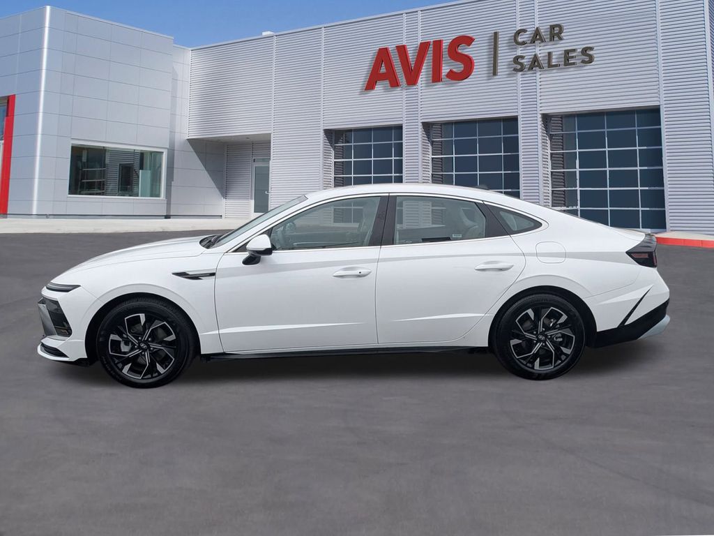 Thumbnail: 2025 Hyundai Sonata - 10