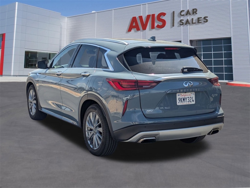 Thumbnail: 2024 INFINITI QX50 - 9