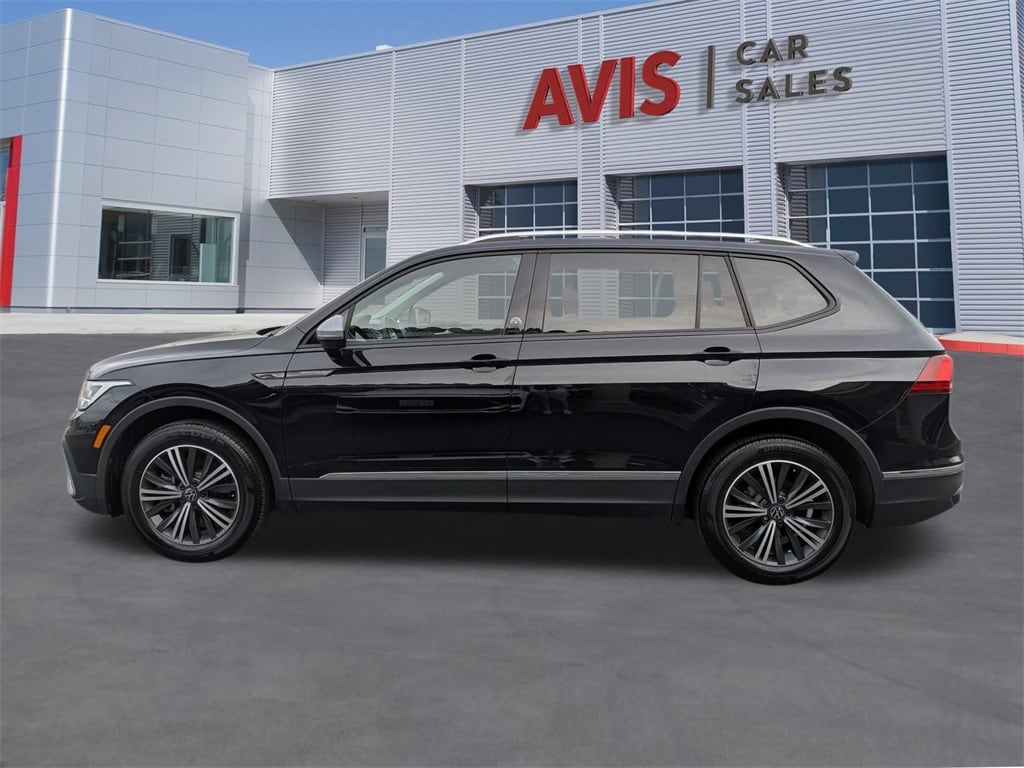 Thumbnail: 2024 Volkswagen Tiguan - 10