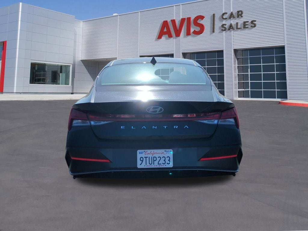 Thumbnail: 2025 Hyundai Elantra - 7