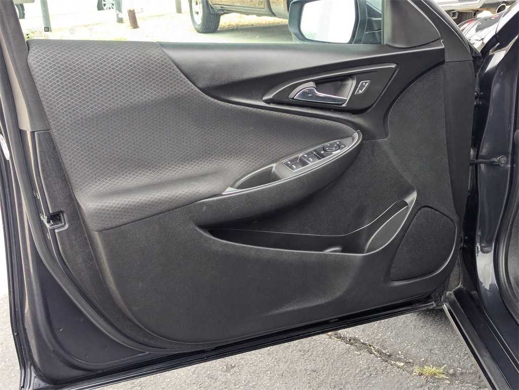 2023 Chevrolet Malibu LT 11