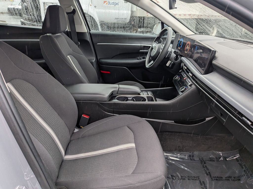 Thumbnail: 2025 Hyundai Sonata - 30