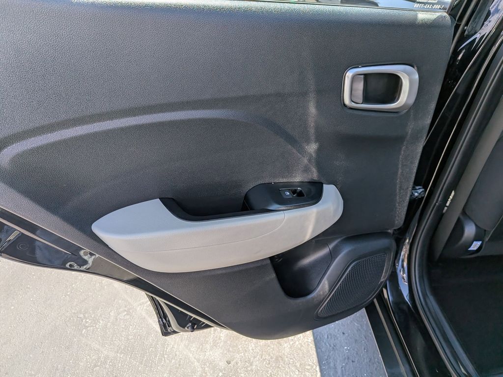 Thumbnail: 2025 Hyundai Venue - 26