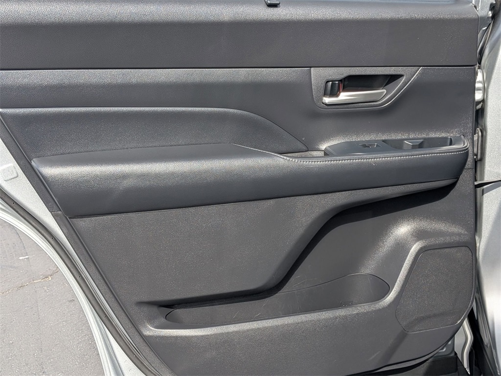 Thumbnail: 2025 Toyota Grand Highlander - 25