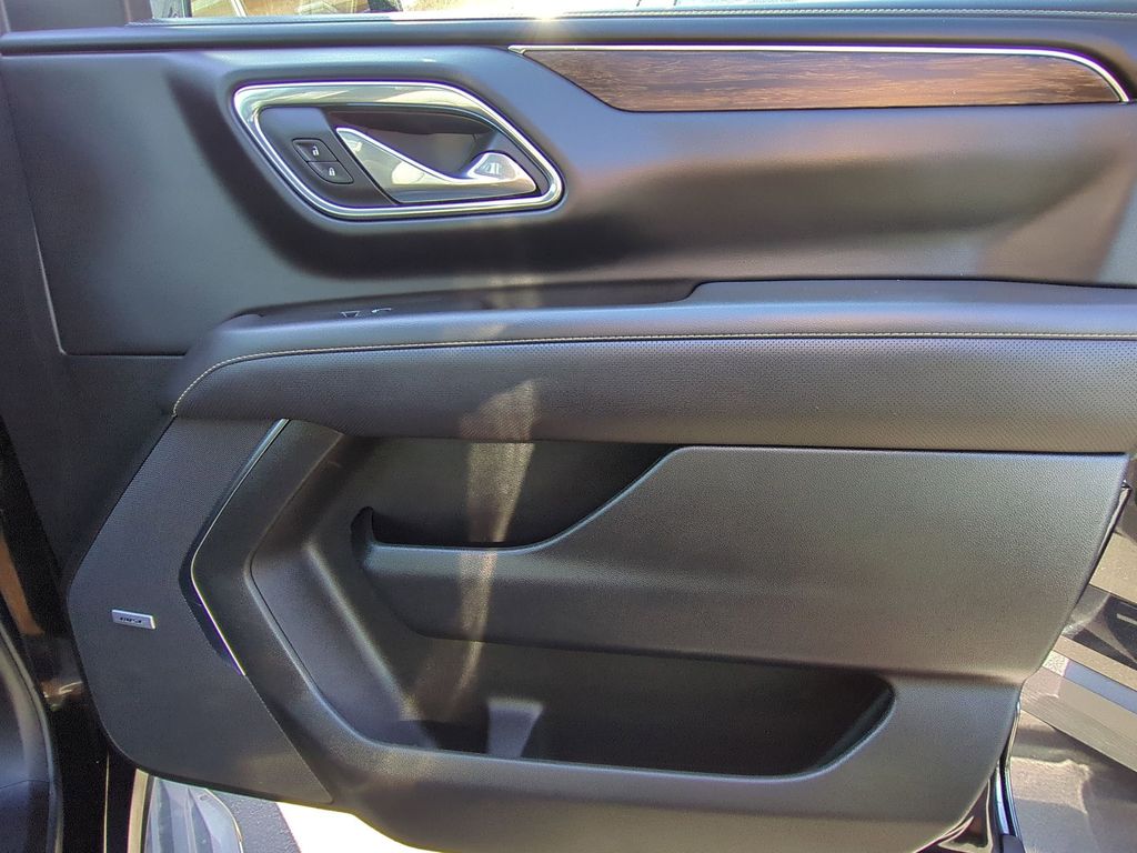 Thumbnail: 2024 Chevrolet Tahoe - 33