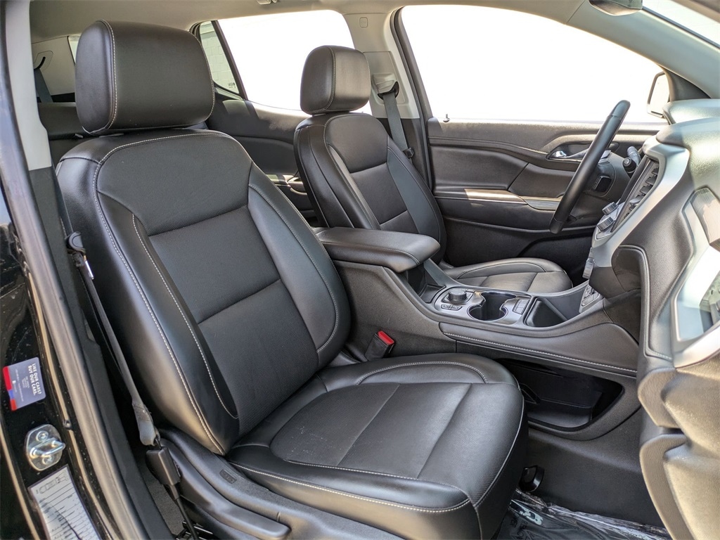 Thumbnail: 2023 GMC Acadia - 28