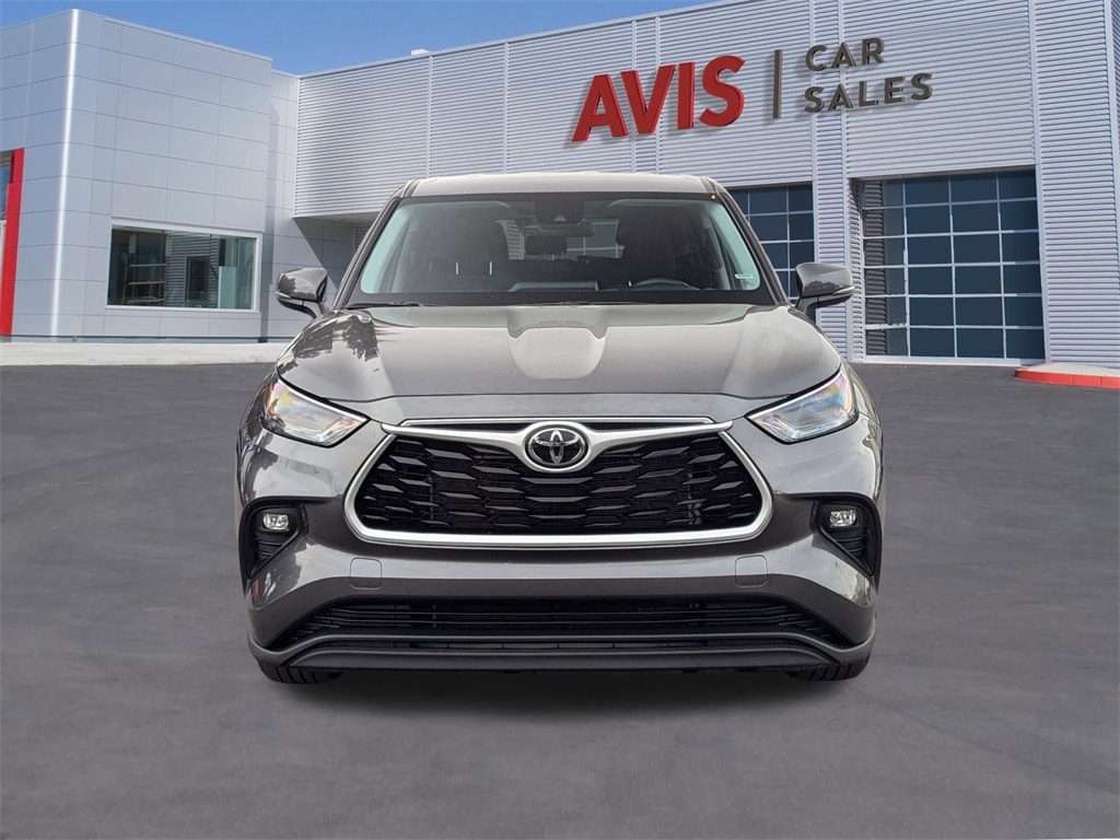 Thumbnail: 2024 Toyota Highlander - 2