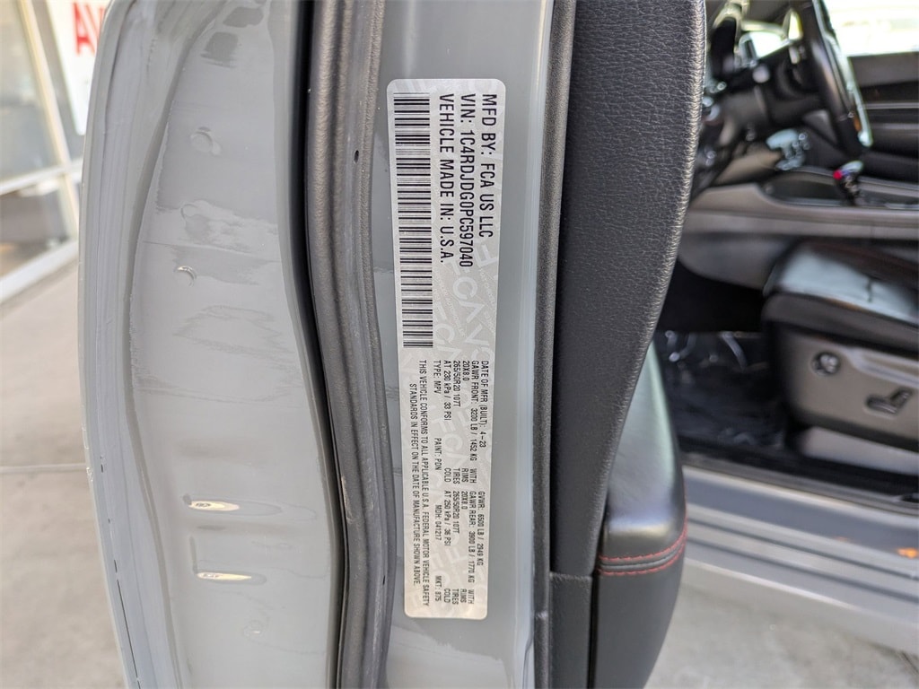 Thumbnail: 2023 Dodge Durango - 37