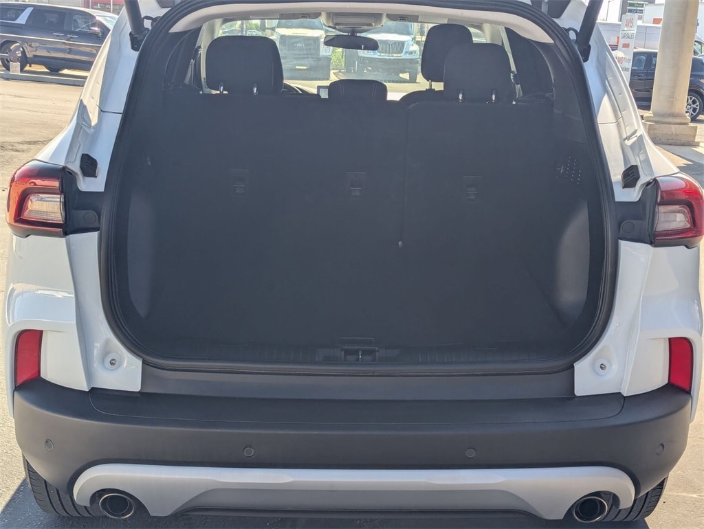 Thumbnail: 2024 Ford Escape - 30