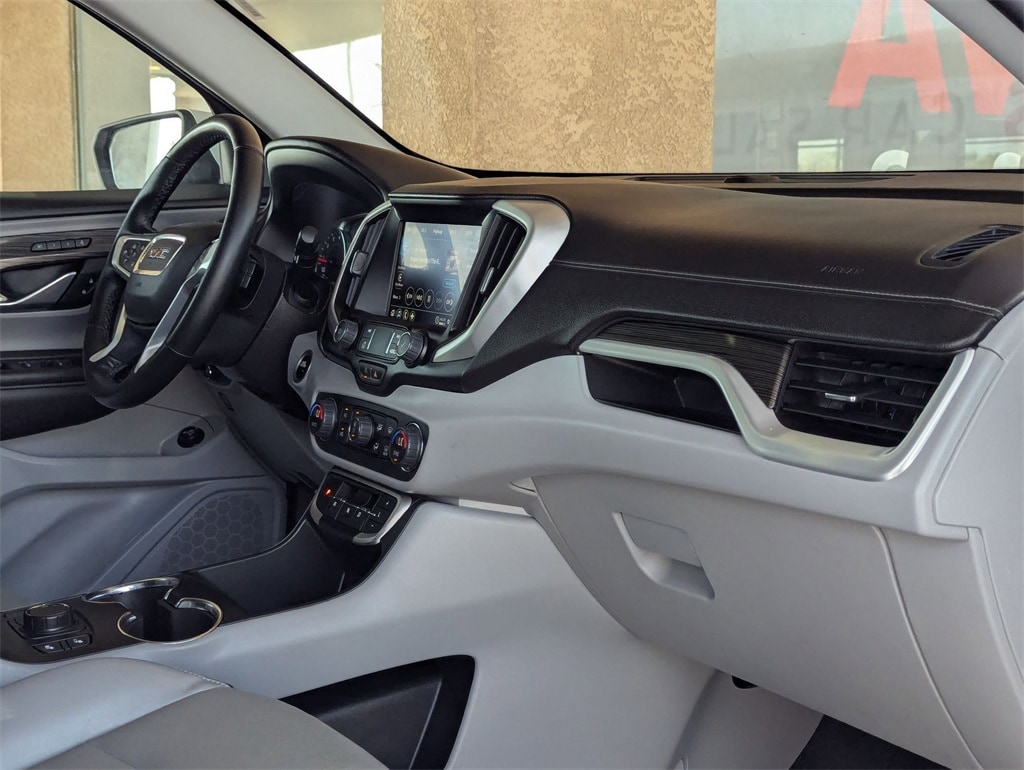 Thumbnail: 2024 GMC Terrain - 32