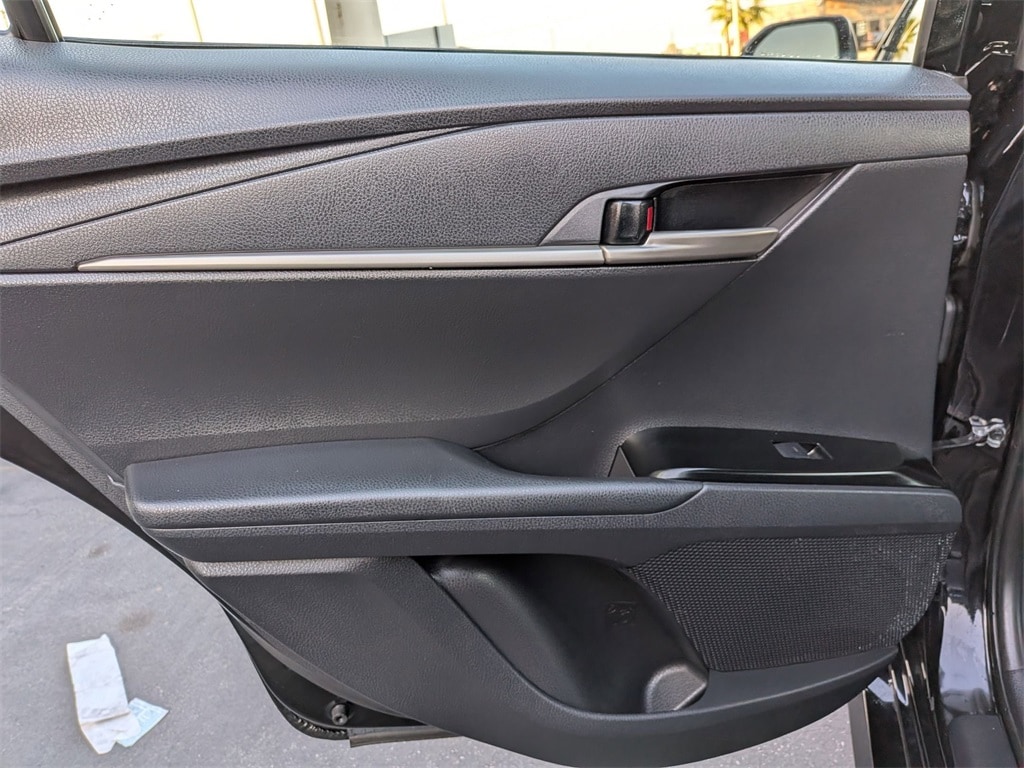 Thumbnail: 2025 Toyota Camry - 23