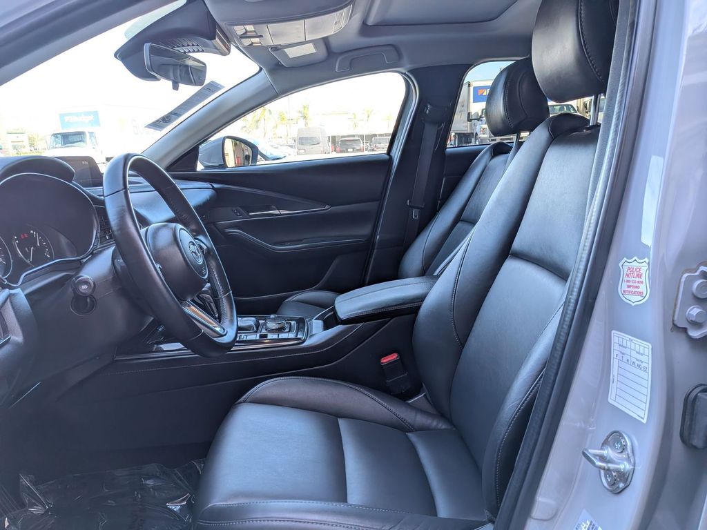 Thumbnail: 2025 Mazda CX-30 - 15