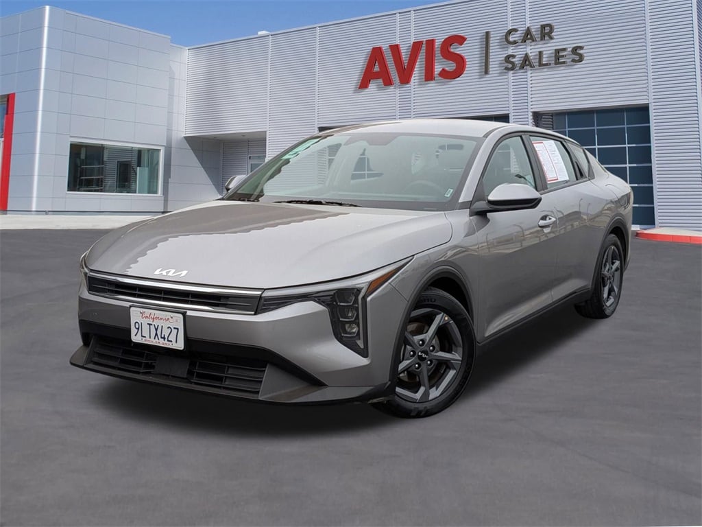 Thumbnail: 2025 Kia K4 - 1