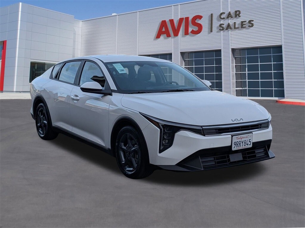 Certified 2025 Kia K4 LXS Sedan