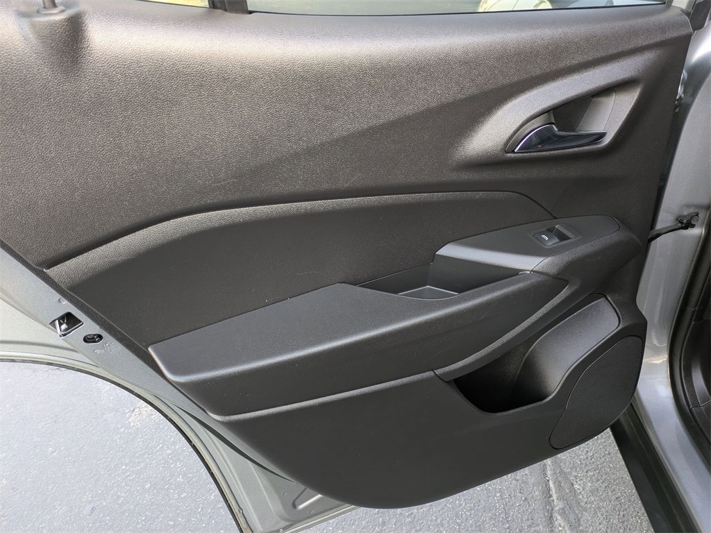 Thumbnail: 2025 Chevrolet Trax - 26