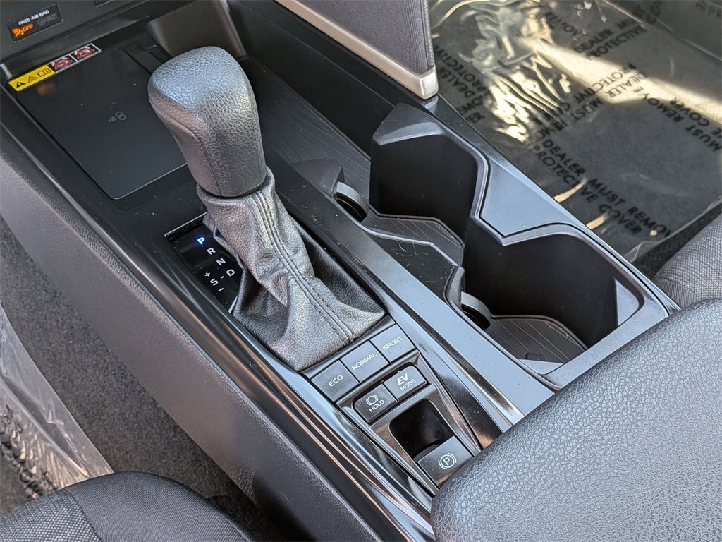 Thumbnail: 2025 Toyota Camry - 20