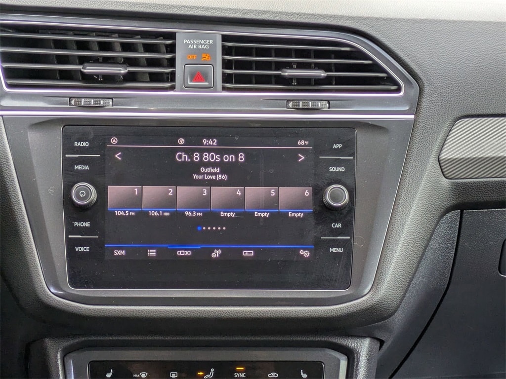 Thumbnail: 2024 Volkswagen Tiguan - 20