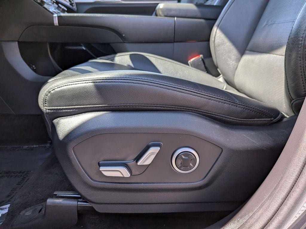 Thumbnail: 2025 Hyundai Santa Fe - 16