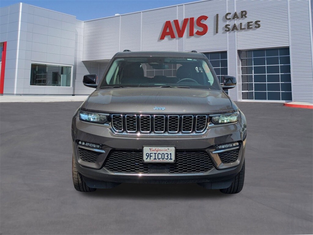 2023 Jeep Cherokee 4xe photo 2