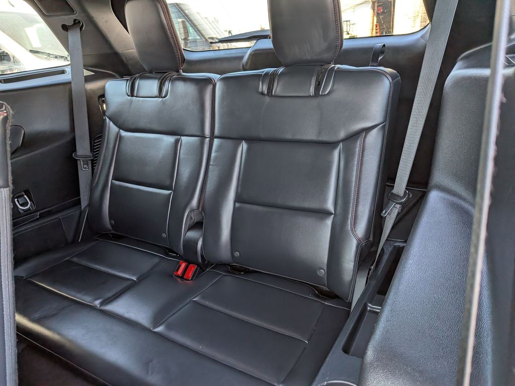 Thumbnail: 2025 Ford Explorer - 28