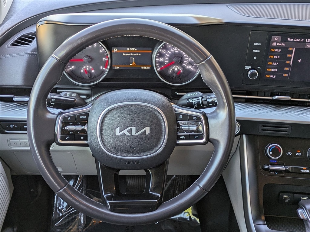 Thumbnail: 2024 Kia Carnival - 21