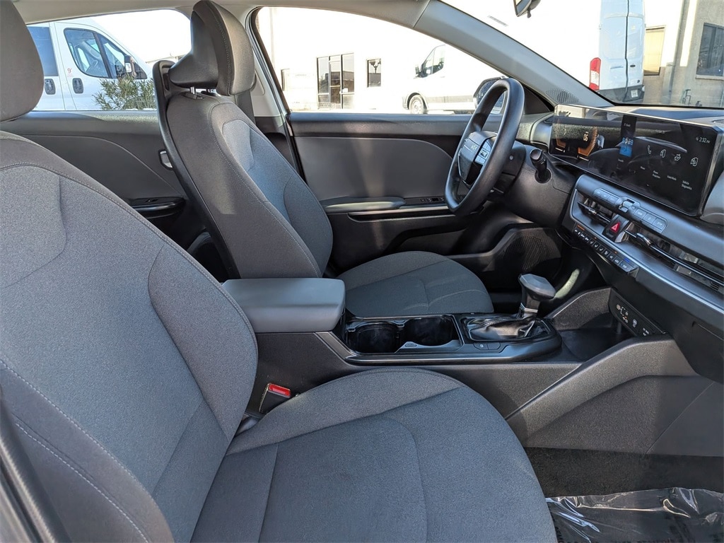 Thumbnail: 2025 Kia K4 - 28