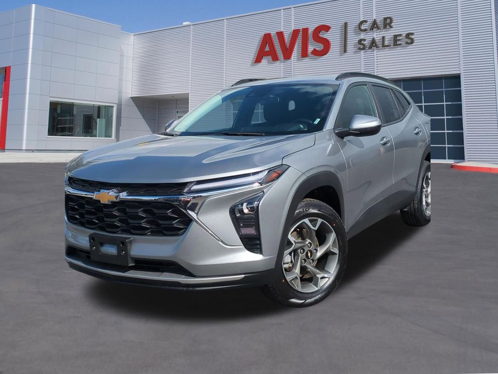 2025 Chevrolet Trax LT's photo