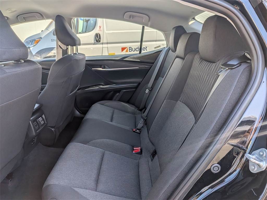 Thumbnail: 2025 Toyota Camry - 27