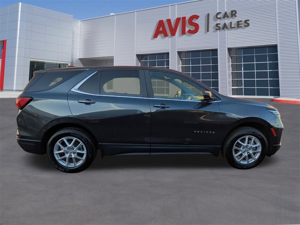 Thumbnail: 2023 Chevrolet Equinox - 5