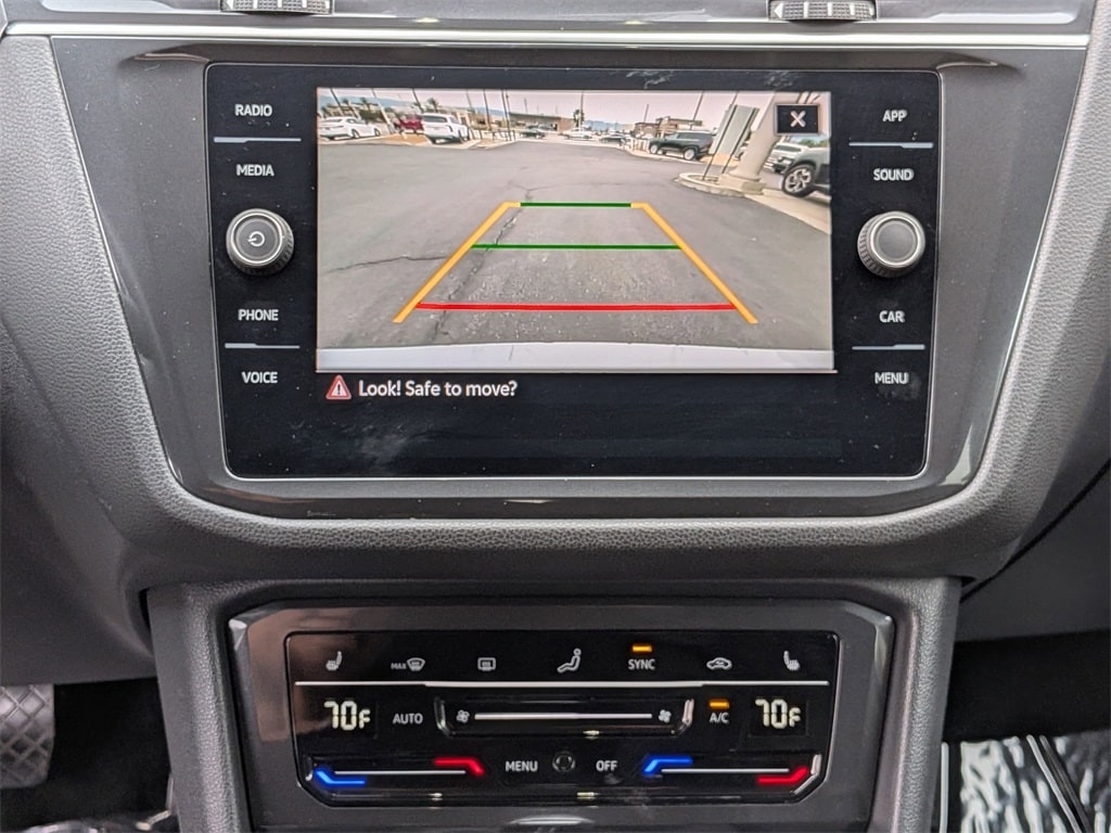 Thumbnail: 2024 Volkswagen Tiguan - 18