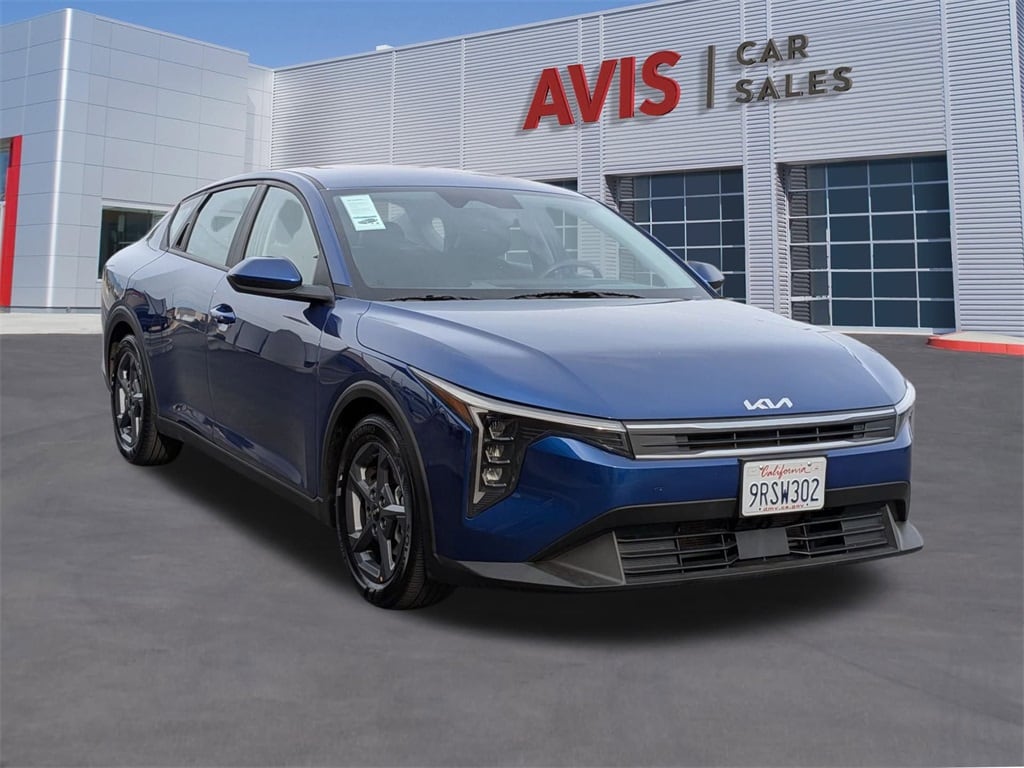 Thumbnail: 2025 Kia K4 - 3