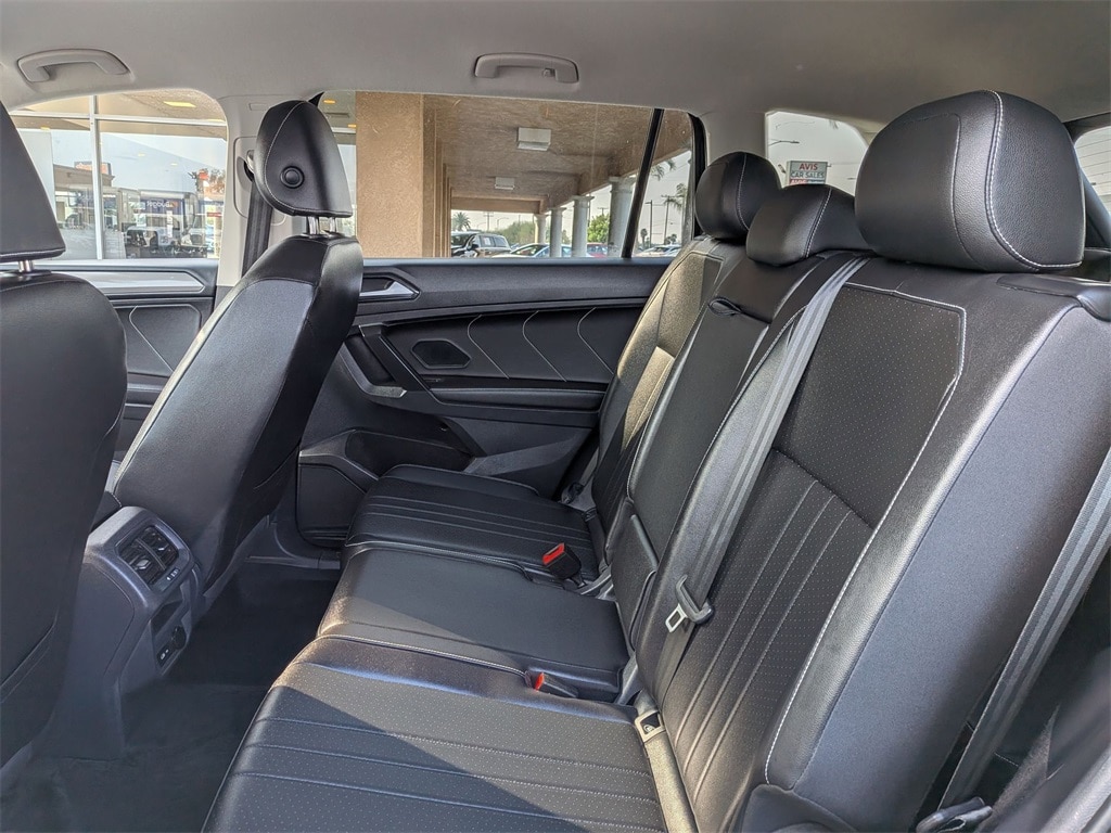 Thumbnail: 2024 Volkswagen Tiguan - 25