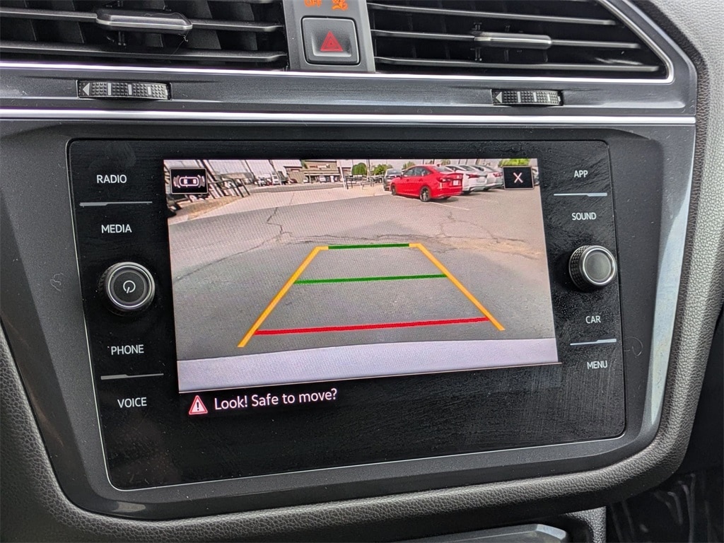 Thumbnail: 2024 Volkswagen Tiguan - 19