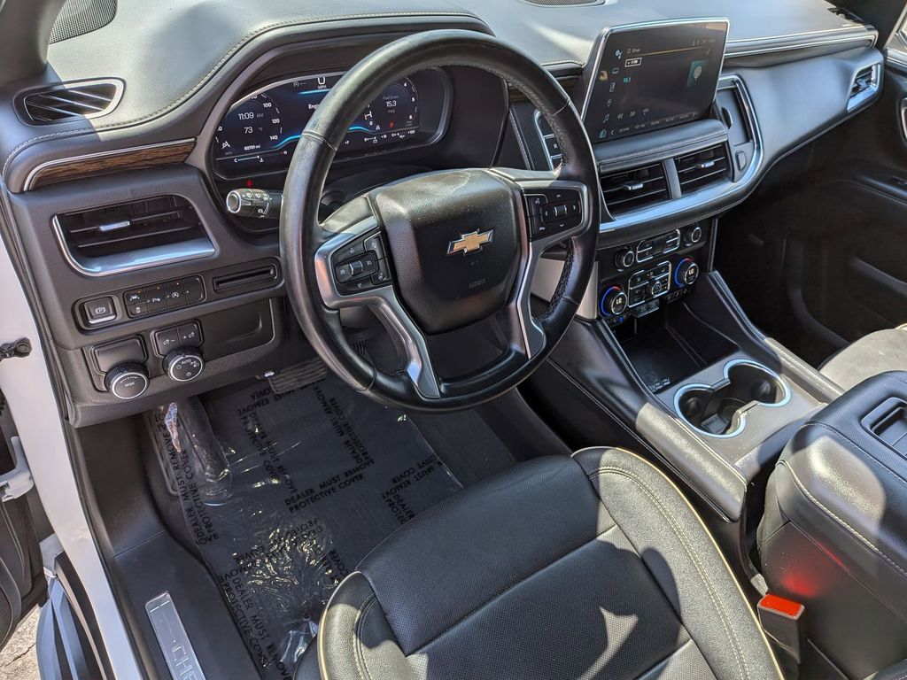 Thumbnail: 2023 Chevrolet Suburban - 14